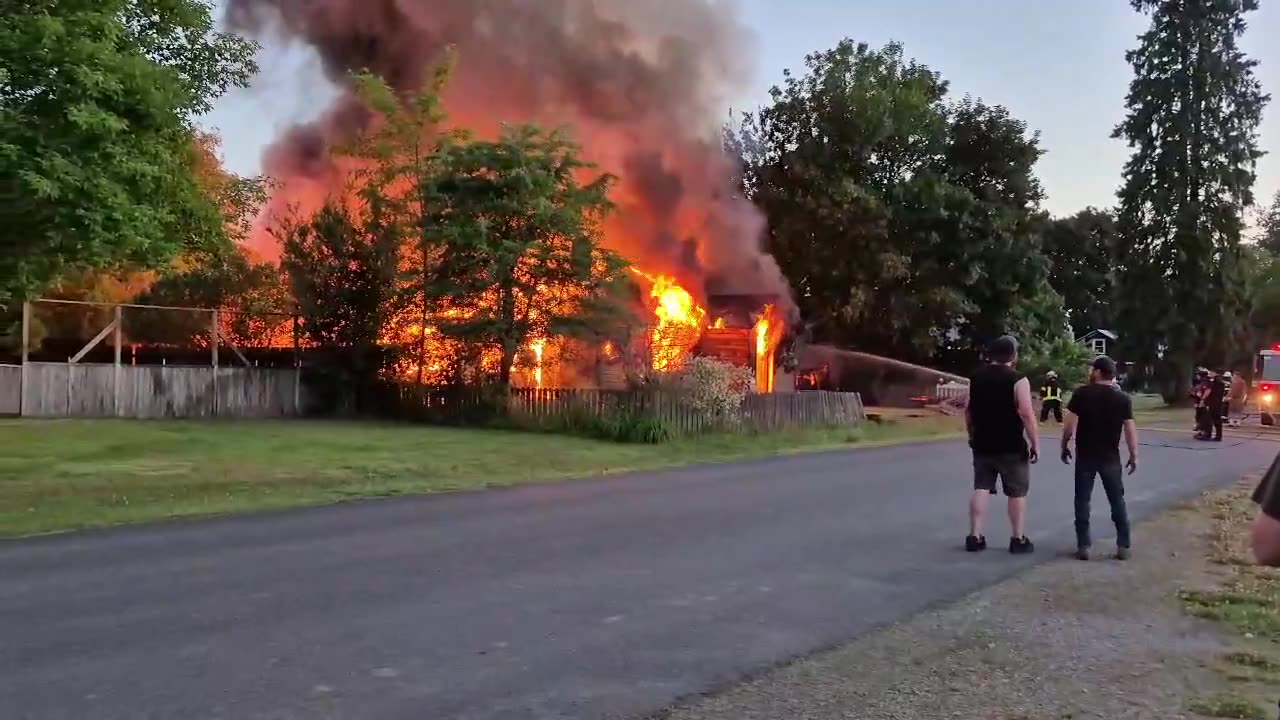 Residents report structure fire with multiple booms heard in Priest River, Idaho;