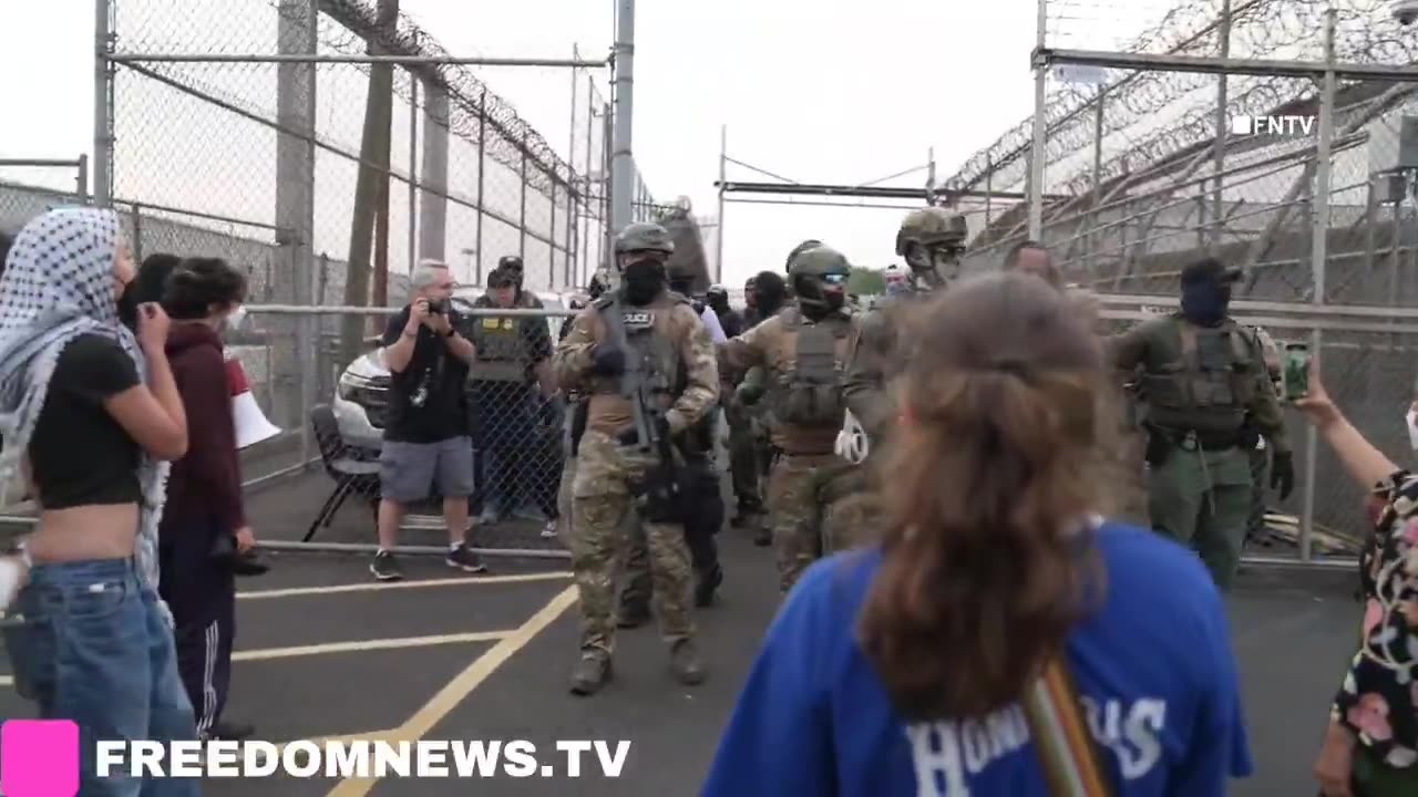 ICE agents rush protesters at Newark facility