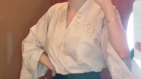 この揺れはノーブラじゃないか！