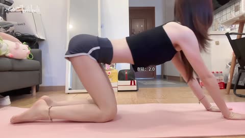 Daily Beauty EP 42 | Seductive Jet Black Shorts Exuberant Photo Pose