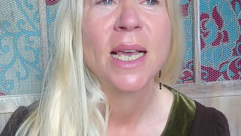 How to Heal Your Bones and Skeletal System? Find the Emotional Root [Jenny Luscombe EFT]
