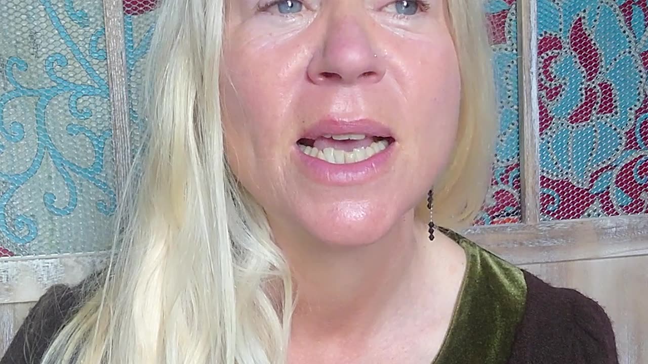 How to Heal Your Bones and Skeletal System? Find the Emotional Root [Jenny Luscombe EFT]