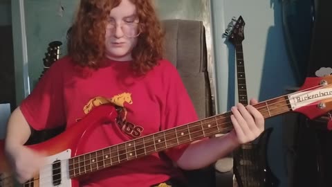 Gates of Babylon/Rainbow bass play along by Cara.