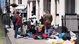 “Tucker Carlson WARNS: No One Will Recognize the UK Soon…”