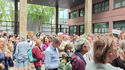 Free Arno van Kessel 02/12