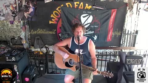 LIVE Music Everyday!