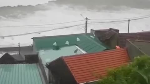 TAJFUN KALMAEGI - VIETNAM 6.11.2025