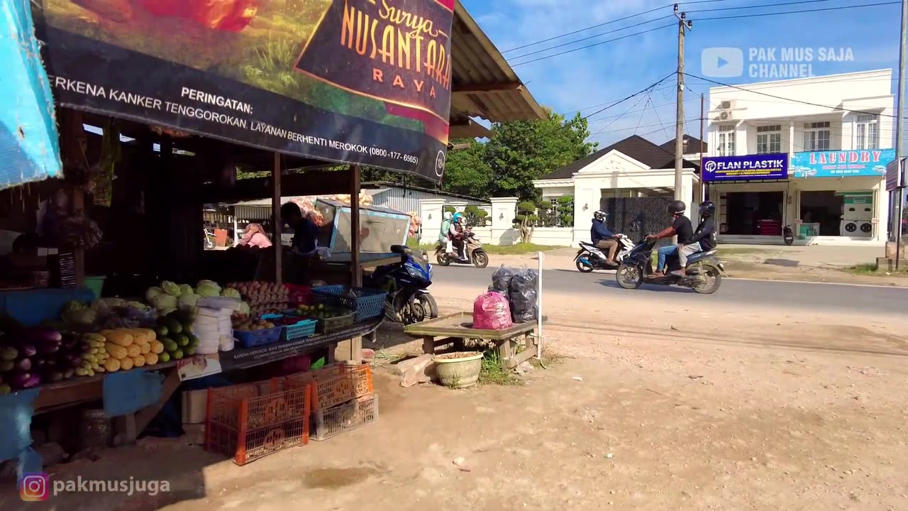 The smallest market in Kendari City, Southeast Sulawesi Province, Indonesia