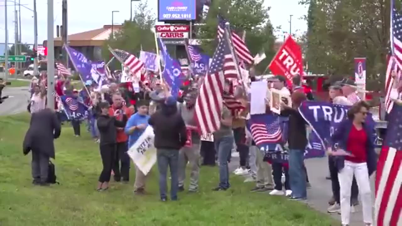 🚨 HOLY CRAP! A HUGE crowd of Trump supporters have shown up outside the base