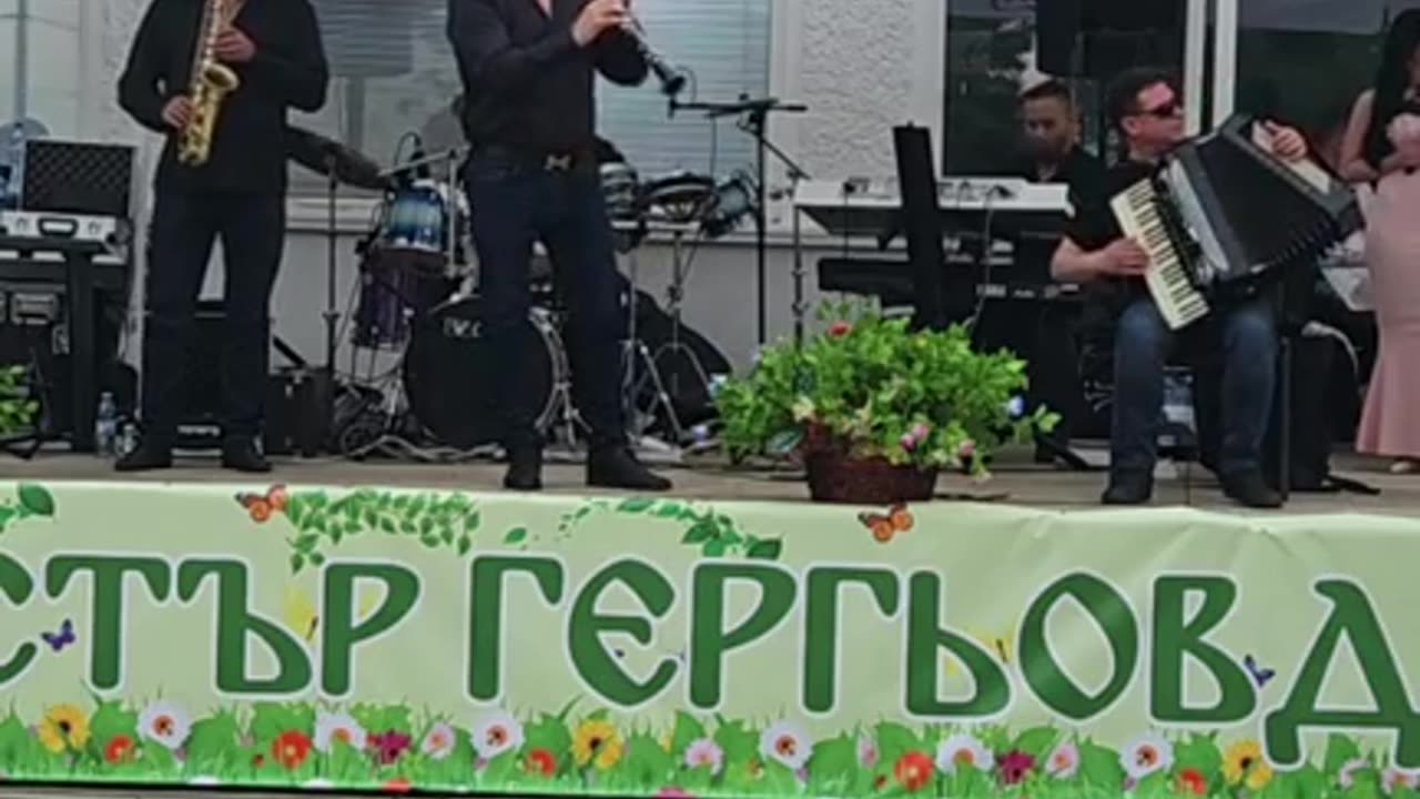 Ради Драгиев и приятели в село Богомилово