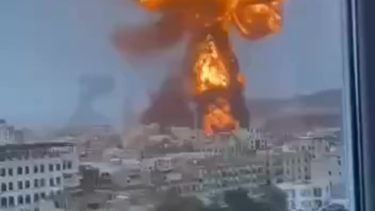 BOOM 💥 Bad day for the Houthis in Yemen.