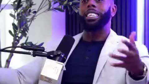 How the Wealthy Pay Less Taxes LEGALLY 💼 | Business, Assets & Loans Explained