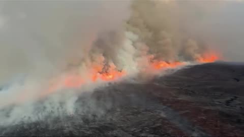 🇳🇿 Massive wildfire in Tongariro National Park (New Zealand, November 8, 2025)