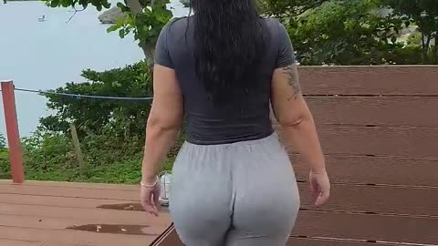 #mandylee #walk #fashion