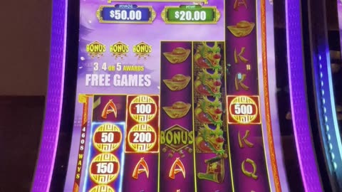 Cash Falls bonus round 💵🎰🎉