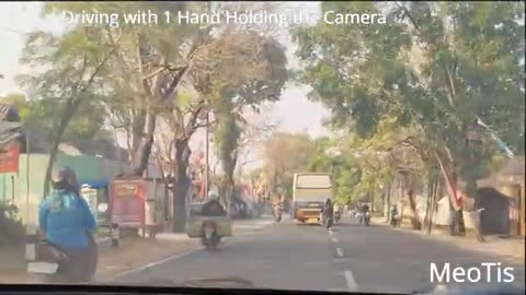 Smart Driving with 1 Hand