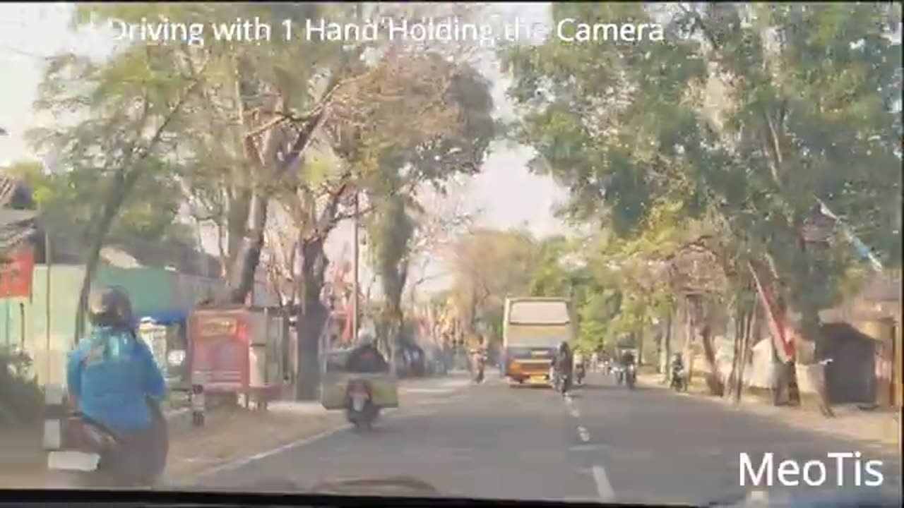 Smart Driving with 1 Hand