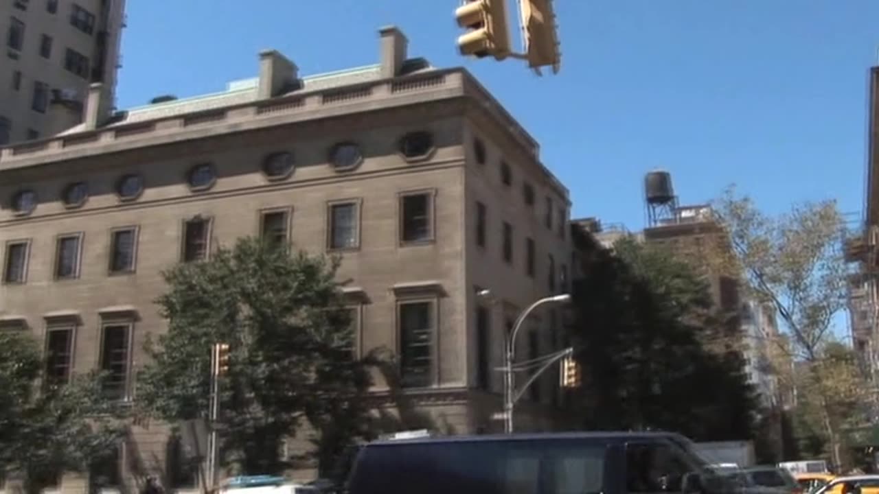 Reflections And Warnings - An Interview With Aaron Russo | InfoWars