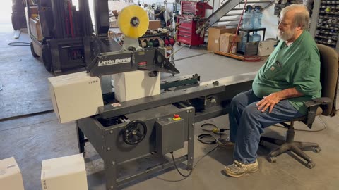 Loveshaw Little David SP-304 Uniform Case Sealer with Case Packing T Rail