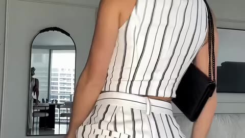 Trying out Fashionnova outfits