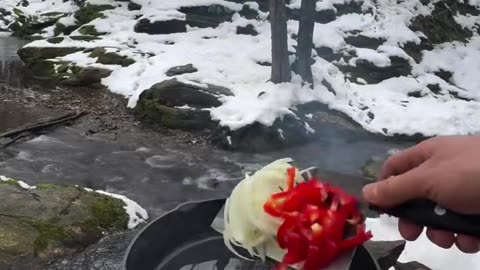 cooking 🧑‍🍳 in the snow ❄️