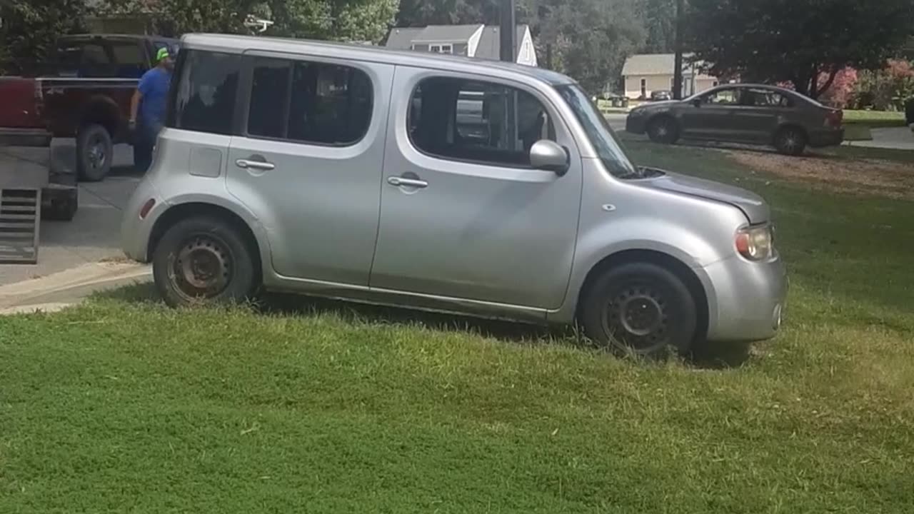 Saying Goodbye To Our Nissan Cube 😞