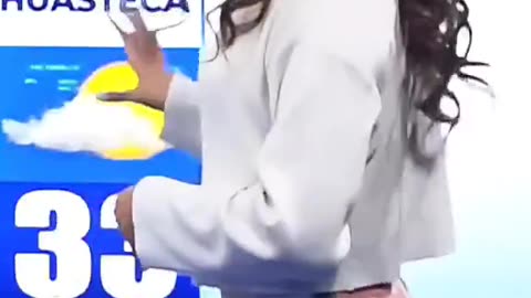 The Cameraman should be given a Nobel Peace Prize 👌