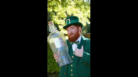 The Infomercial Jar Struggle #SoraAI #AIVideo #Infomercial #JarChallenge #LeprechaunLife