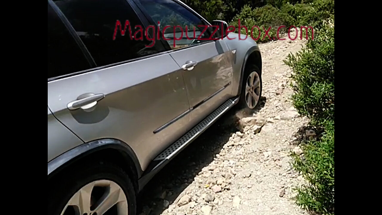 Can I get to Cala Luna Beach or Reverse Heart Cave with car BMW X5 off-road part 2 ?