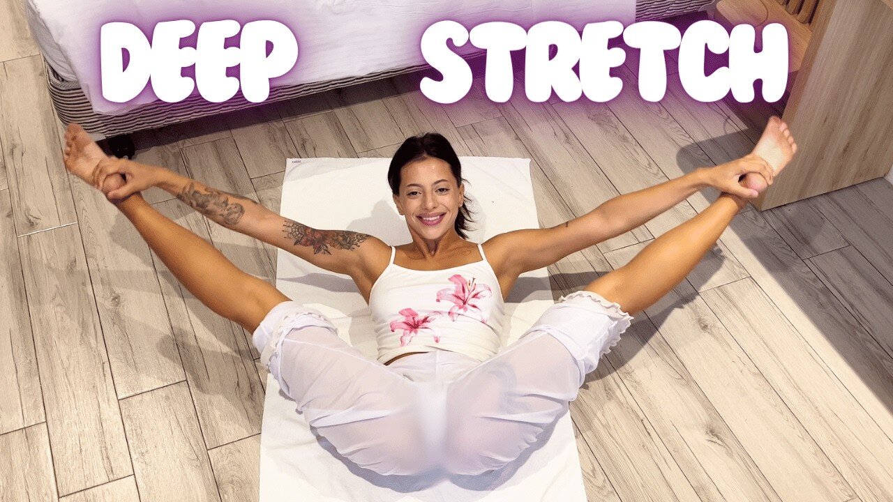 Deep Yoga Flow | Soft Feminine Stretch Routine