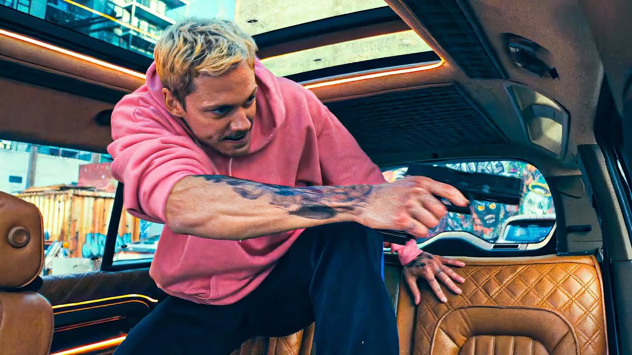 Man Uses His Luxury Car to Trap Thieves Inside For Weeks Without Food or Water