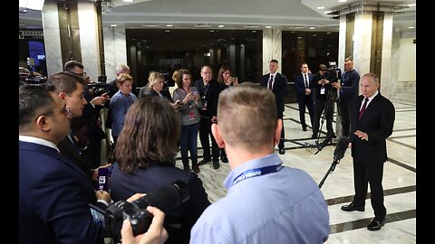 Vladimir Putin odpověděl na otázky novinářů