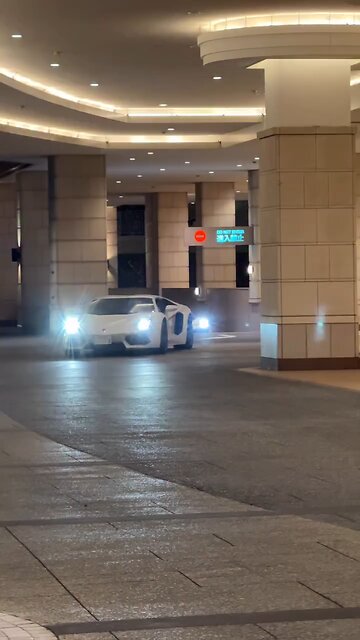 White Hypercar Beauty ⚪🏎️✨