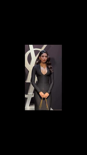 Hot girl 💕😘Ravishing body 😘🔥Hot girl 💕😘Steamy hottie 😍💦Sexy girls 💦🥵