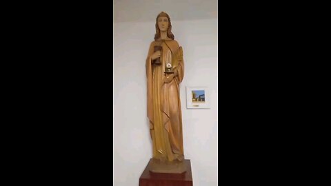 El Santo Rosario. The Holy Rosary. 5.5.2025 Ofreciendo Flores. Offeeing Flowers.