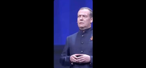 Réponse Officielle De Dmitri Medvedev À L'Attaque D'Aéroports Militaires Russes