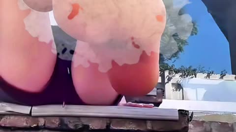 Madison Beer Giantess Dirty Socks 🦶🏻💨🧦