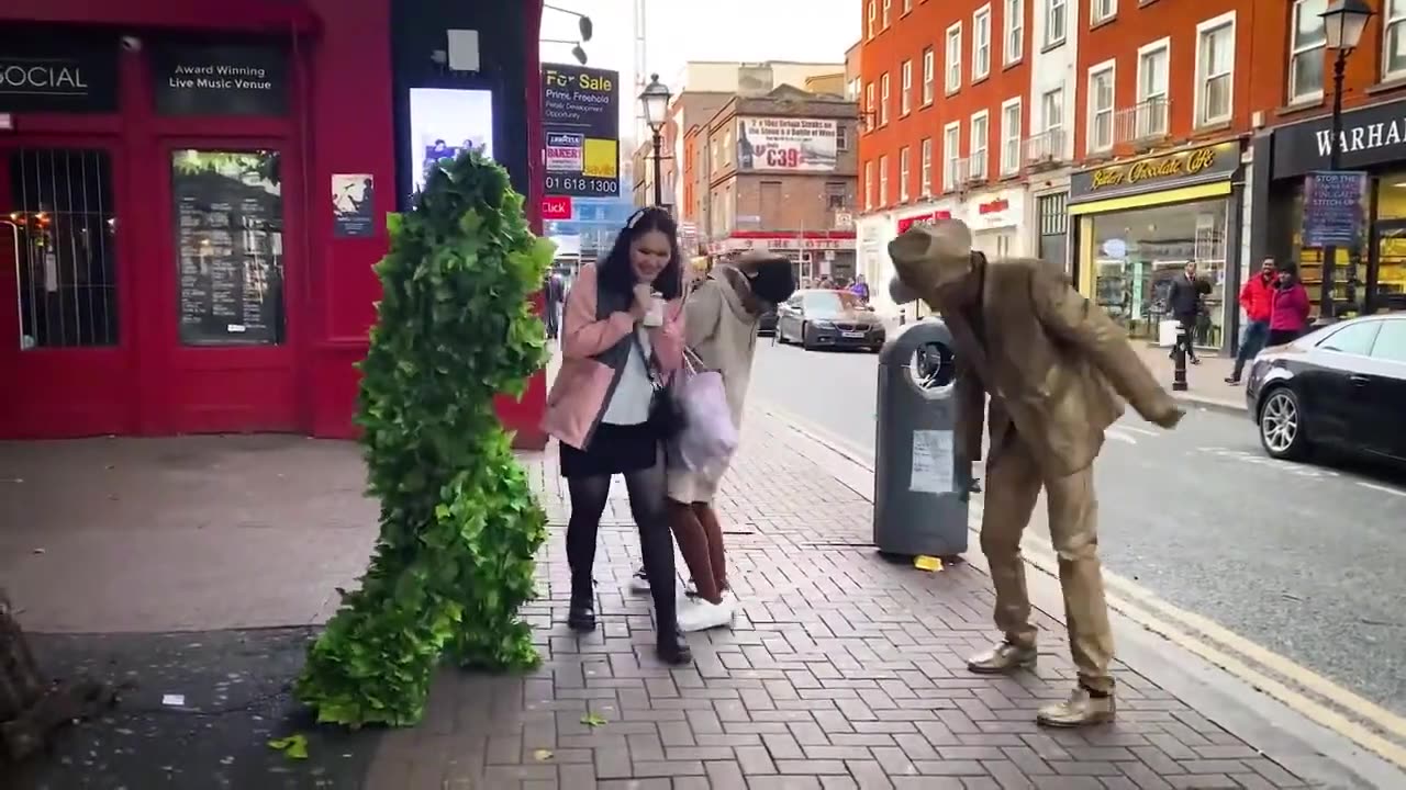 AMERICAN Bushman Prank -- funny Reactions!! TRY NOT TO LAUGH- Funny videos. WOW reactions .
