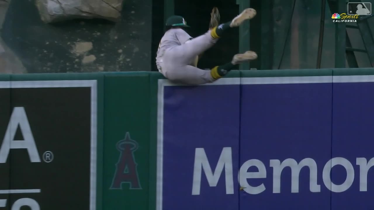 Denzel Clarke en modo playstation