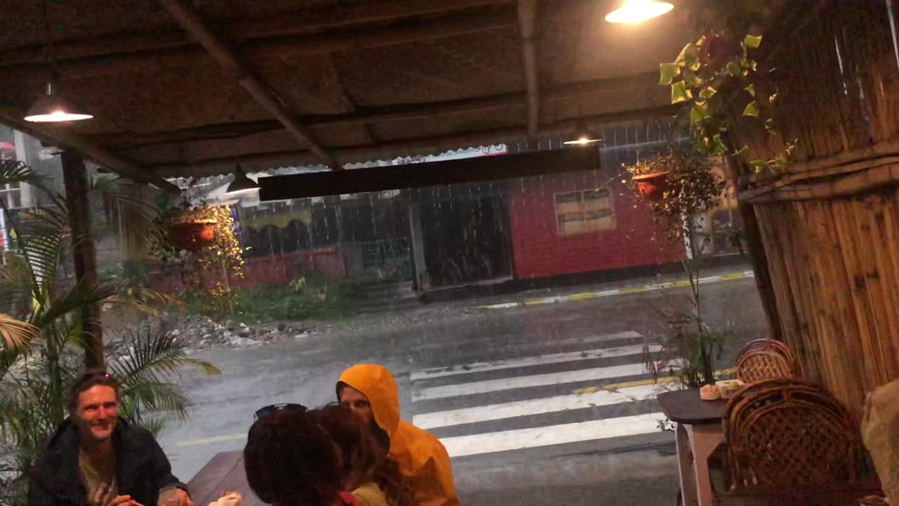 Rainy days in Pokhara🌧️#nepal