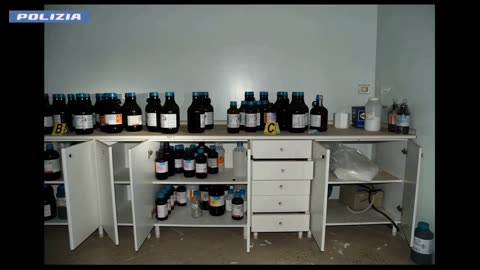 Due minorenni identificati per divulgazione dati e frode