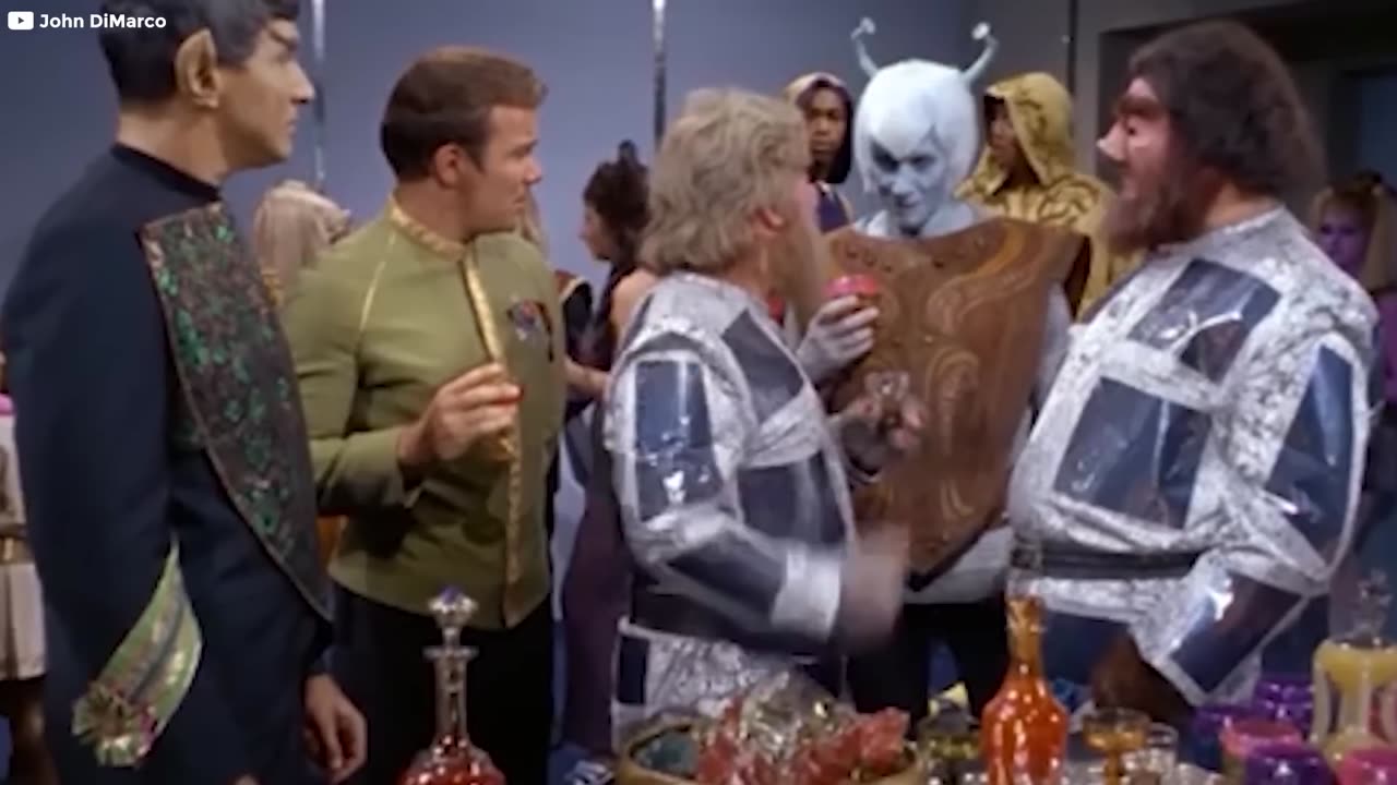 Just for Fun: Fans Never Noticed These Things About Star Trek.