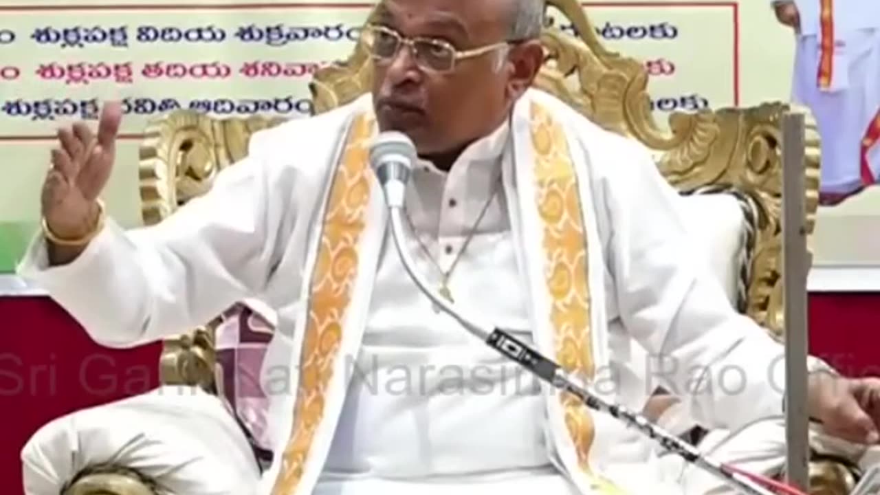 శ్రీకృష్ణ కర్ణామృతం Part-1 4