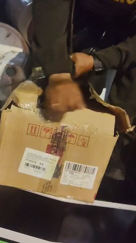 Incautación de licor de contrabando