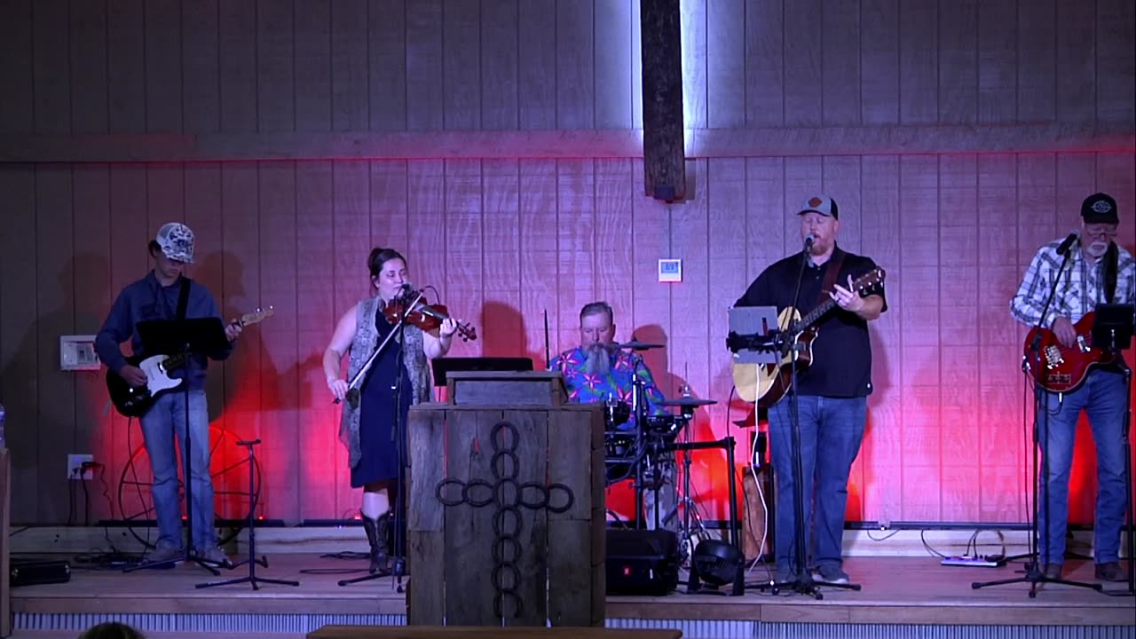Thousand Hills Live