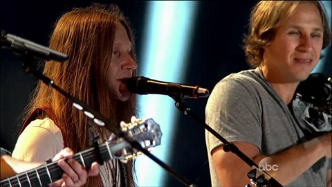 We're an American Band (Grand Funk cover) with Kid Rock & Charlie Starr - Zac Brown Band (live)