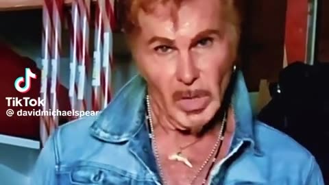🤣🤜 When others try to knock you down, NEVER GIVE UP! He’s not backing down! | FunFM