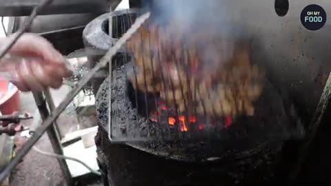 The $1.50 Noodle Shop That Refills Your Bowl AGAIN?! People Think This Place Can’t Be Real!