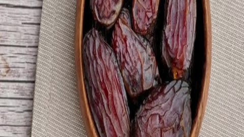 सर्दियों में छुआरे खाने के चार ज़बरदस्त फायदेshealth #trend #short #facts #viral #reels