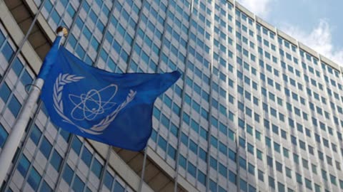 Historiador israelí cuestiona la política nuclear de su país
